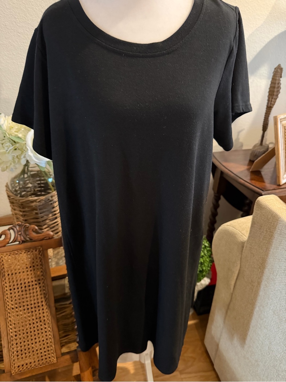 Jane and Delancey Black Midi T-Shirt Dress